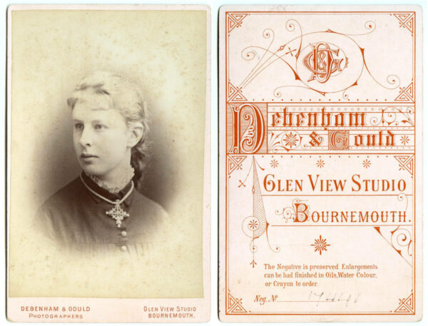 Front and reverse sides of a cabinet card of a young woman photographed by Glen View Studio, Bournemouth